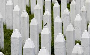 Da se ne zaboravi i da se više nikad nikome ne ponovi Srebrenica